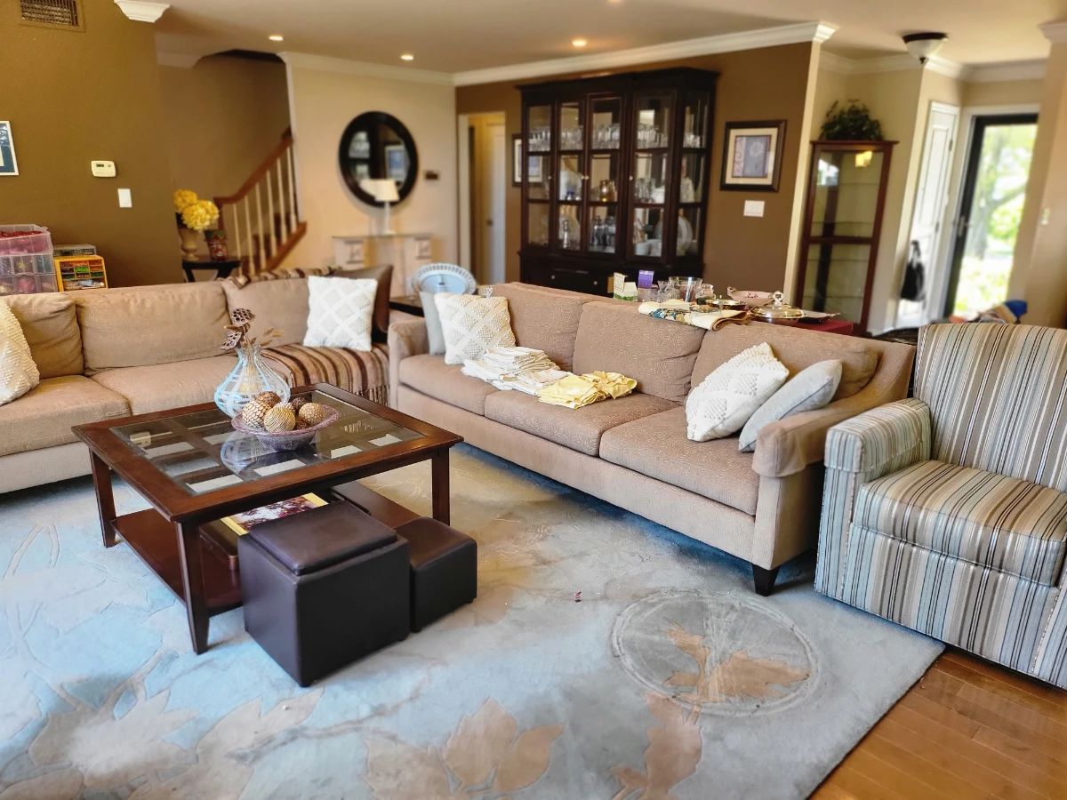 Franklin Square, NY Estate Sales around 11010