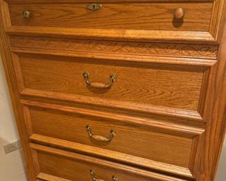 Stanley furniture dresser White Oak