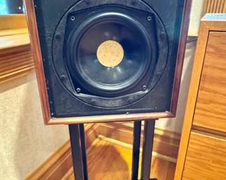 Linn Sondek LP12 turntable with speakers Sara $3000