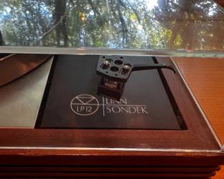 Linn Sondek LP12 turntable with speakers Sara $3000