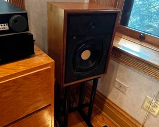Linn Sondek LP12 turntable with speakers Sara $3000