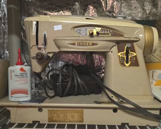 Singer A Sewing Machine