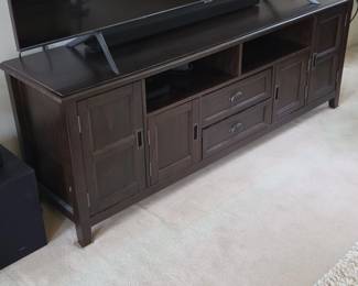 Simpli Home AXCRBURMAH Media Console