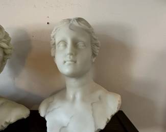 DecoLine David and Venus Busts Set fourth image