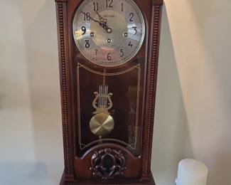 Rhythm CMJ Musical Wall Clock