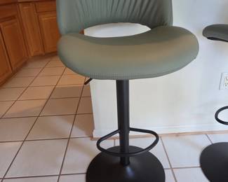 YOUNIKE Modern Adjustable Swivel Bar Stool