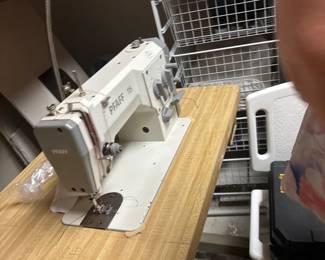 Pfaff Industrial Sewing Machine