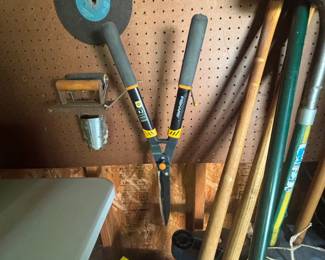 Fiskars PowerGear Bypass Loppers