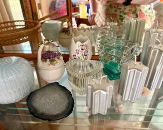 Candles & More Decor Lot