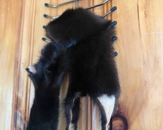Mink Professionally Tanned Skin / Fur