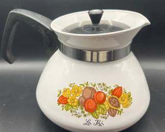 1970s Corning Ware 6-Cup Spice of Life Pattern P-104