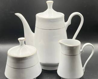 1995 Classic Gold Sakura Porcelain China Tea Service