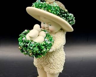 Department 56 Snowbabies "Lots of Tweeting" from the Dream Collection