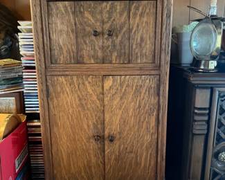 Antique Columbia Grafonola
