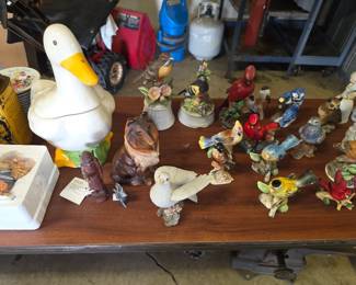 Collectables (Metlox Sir Francis Drake Cookie Jar, Japanese Porcelain Birds)