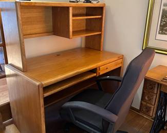 Oak computer desk