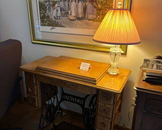 Antique Singer sewing machine with Oak cabinet