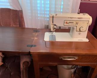 Singer Table Sewing Machine Cabinet