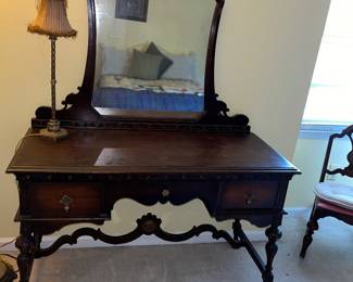 Antique Victorian Vanity With Mirror