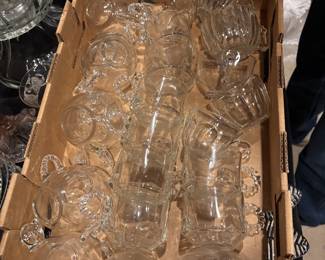 VINTAGE CRYSTAL PUNCH CUPS GLASSWARE