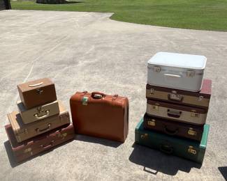 VINTAGE SUITCASES