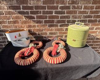 CHRISTMAS WREATHS, METAL PARTY SERVINGWARE, VINTAGE HAT CASE