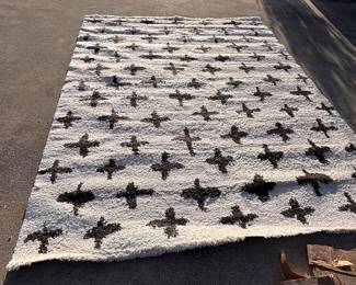 AREA RUGS 5 DIFFERENT ONES