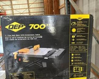 QEP 700XT 9.88 in. H X 15.74 in. W X 20.08 in. L Metal Wet Tile Saw