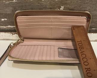 M21 - $60. MK Michael Kors Bucket Purse w/ matching wallet. Great condition. Clean inside. Measures 14" x 6.5" x 10" tall.