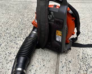 M7 - $225. *Small* Husqvarna 130BT Backpack Leaf Blower. Lightweight 29.5cc, 2-cycle gas backpack leaf blower. Pulls easily.