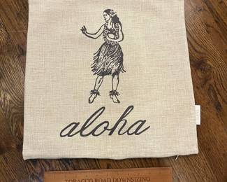 M27 - $20. SoHa Living Pillow Cover Set. Hula Girl. Measures 12" x 20" & 17" square.