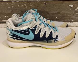 M22 - $60. Mens size 12. Nike Roger Federer Vapor 9.5 Tour 2014 Madrid Rome. Mens size 12.