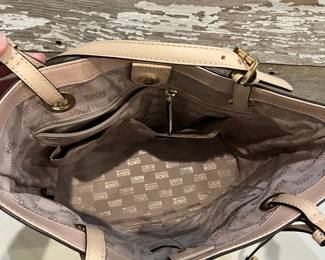 M21 - $60. MK Michael Kors Bucket Purse w/ matching wallet. Great condition. Clean inside. Measures 14" x 6.5" x 10" tall.