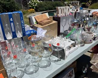 Extensive barware, glasses, wine paraphernalia and wine boxes