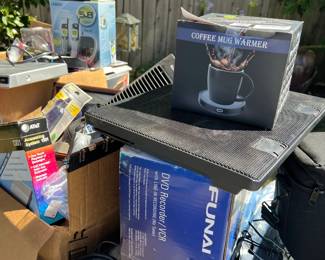 Transcriber from VHS to DVD and other electronics