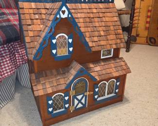 Vintage dollhouse