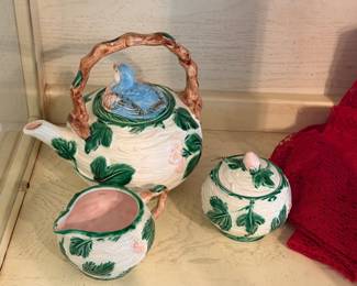 Haldon Group Ceramic Tea pot, sugar and creamer set, Majolica Blue Bird Nest Branch Handle