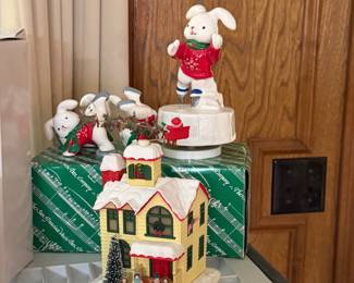 Christmas music boxes