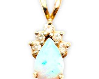 14k Gold Opal Diamond Pendant 1.09g