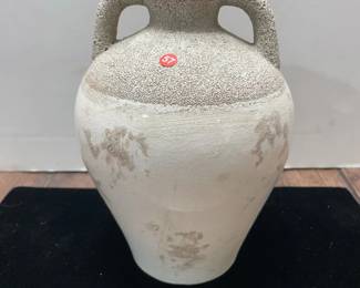 Clay pot