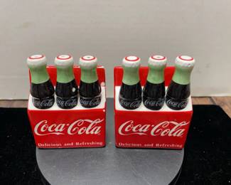 Coca Cola sp shakers