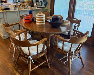 Nice kitchen set!