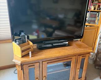 Sony TV, dvd, vhs. And cabinet