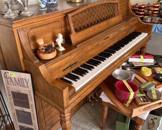 Baldwin piano