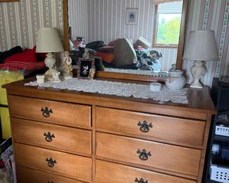 Dressers and bedroom sets
