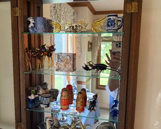 Knick knacks and cabinet