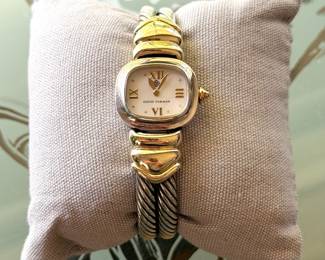 Ladies David Yurman wrist watch marked 585 (14kt gold) and 925 (sterling silver) in excellent working condition