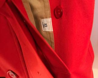 Beautiful red Burberry trench coat with original wool insert.  This piece is in excellent vintage condition!