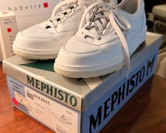 Like New Mephisto Holiday Elcho 9030 shoes, Size 8
