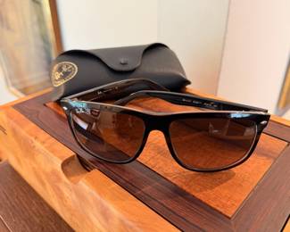Ray-Ban Boyfriend model